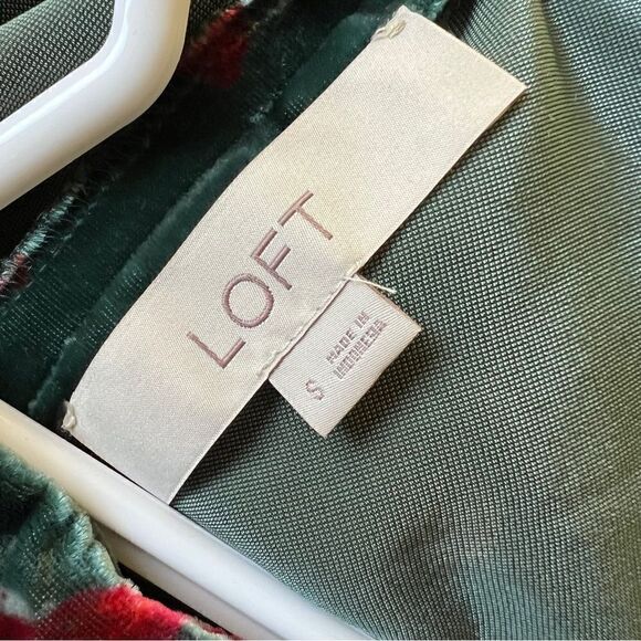 LOFT floral velour halter top sleeveless - Picture 3 of 7